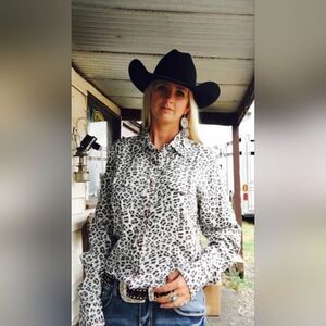 Sherry Cervi xRU Apparel size XL Pink Pearl Snap,Animal Print Long Sleeve, Shirt